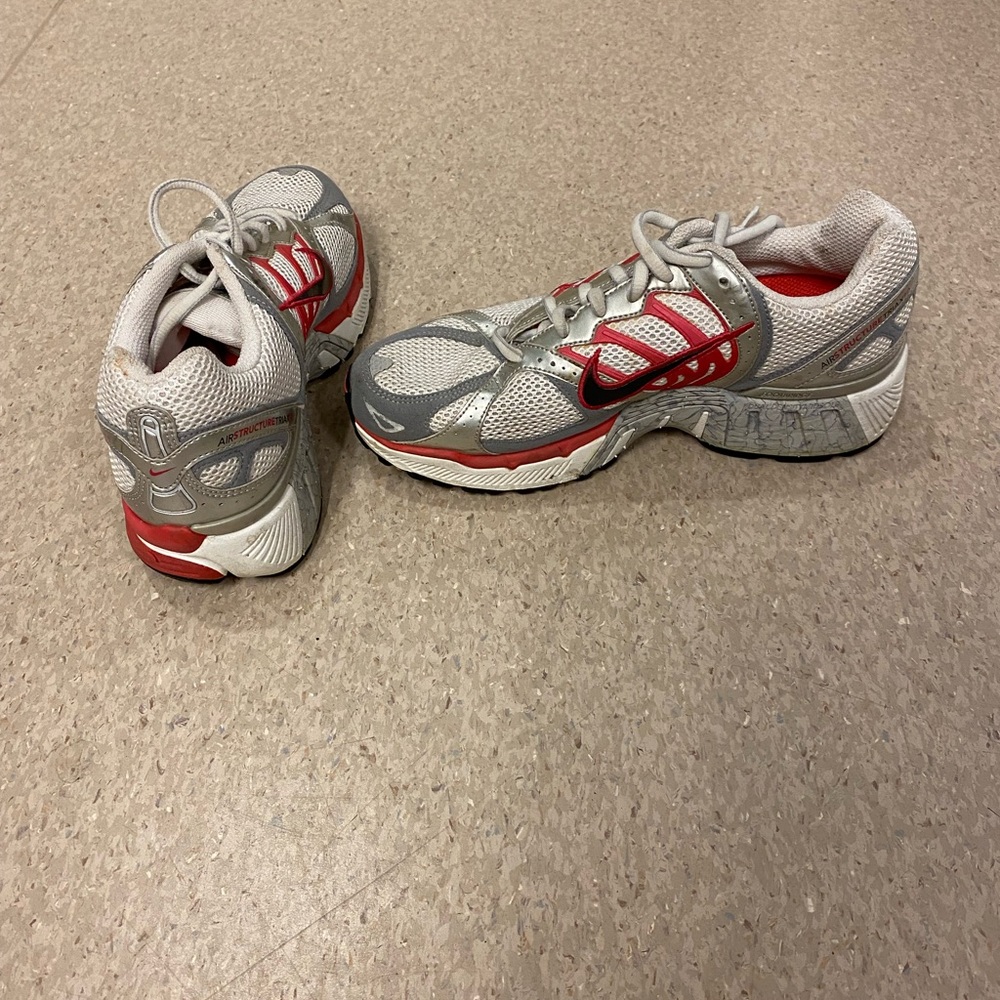 Like-Brand-New, Women’s Nike Trainers, sz 7.5, “Bowerman” AirstructuredTriax10